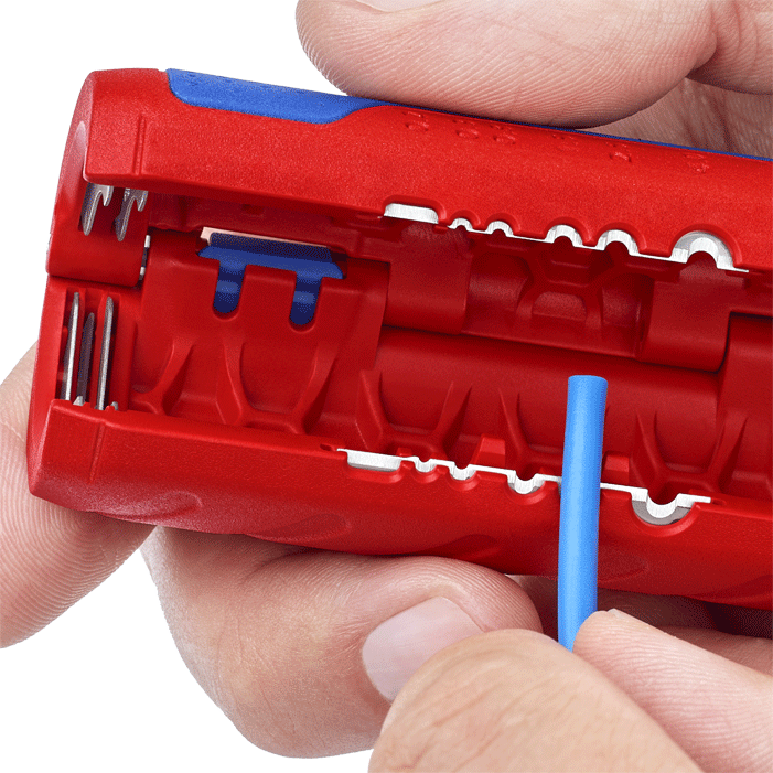 Knipex - 90 22 - Coupe-gaine - pour gaines rainurées - avec dénudage - n°3 - 90 22 - EAN 4003773082293 - Bugnard.ch