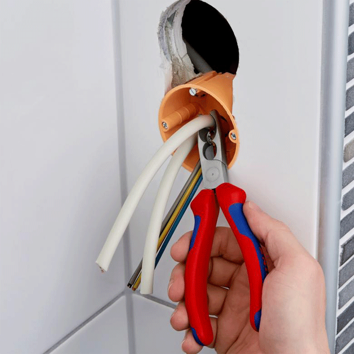 Knipex - Pince à dégainer et dénuder - n°2 - 13 45 - EAN 4003773079682 - Bugnard.ch