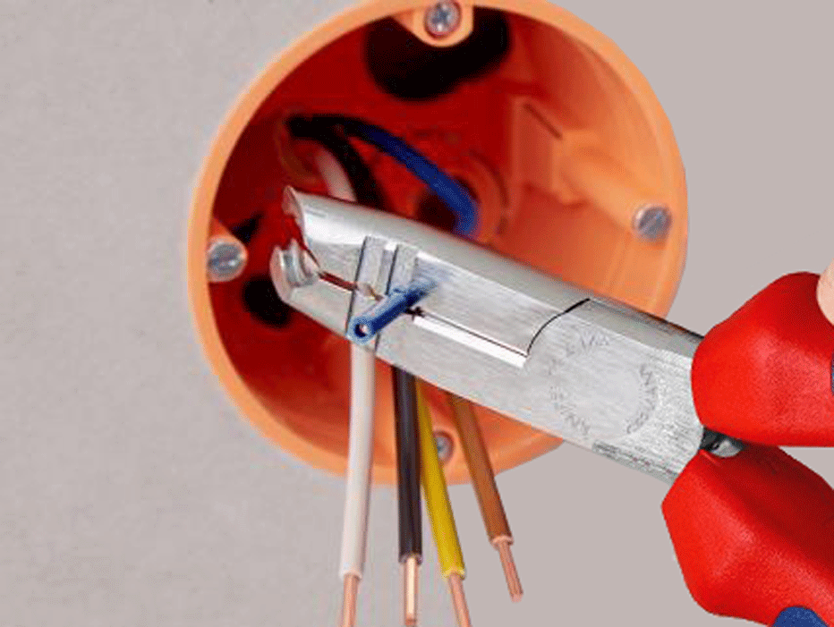 Knipex - Pince à dégainer et dénuder - n°3 - 13 45 - EAN 4003773079682 - Bugnard.ch