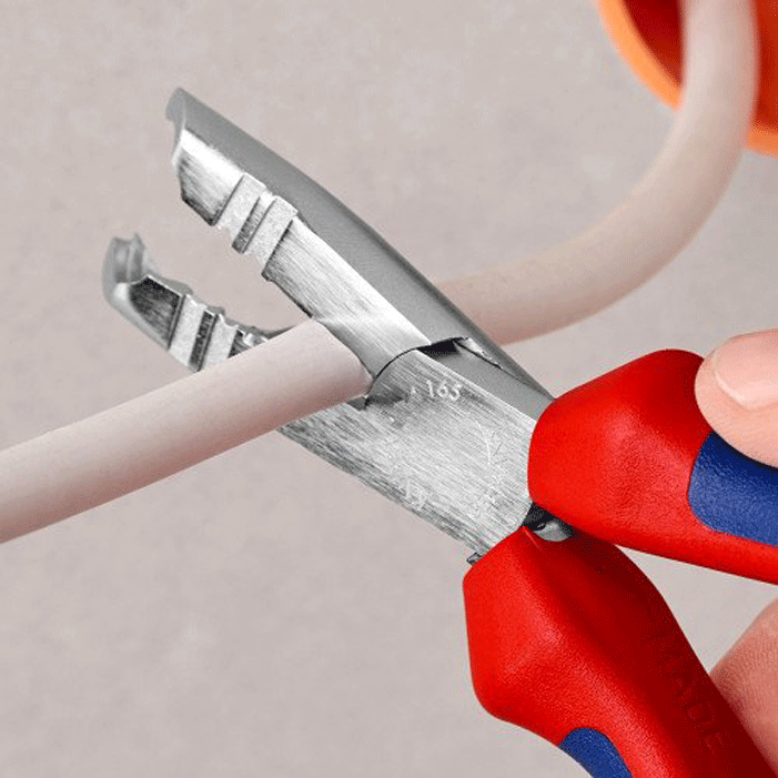 Knipex - Pince à dégainer et dénuder - n°4 - 13 45 - EAN 4003773079682 - Bugnard.ch
