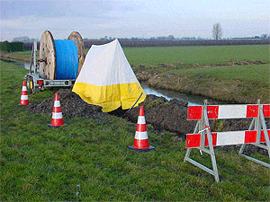 Karsten - Tente de travail - forme pointue - n°4 - Bugnard.ch